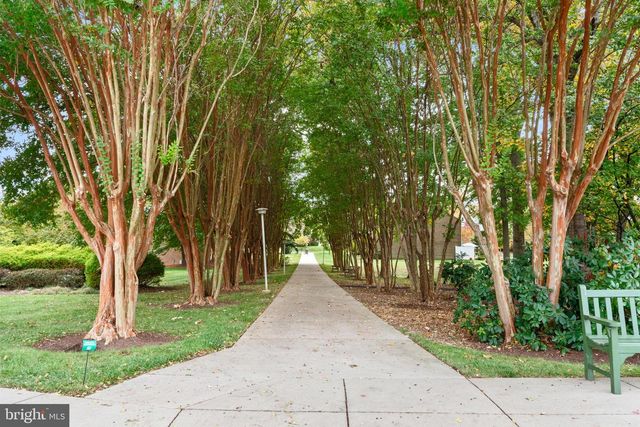 15300 BEAVERBROOK CT #88-3F, Silver Spring, MD 20906