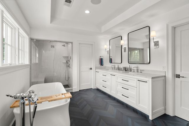 4 Wilson's Way, Dover, MA 02030