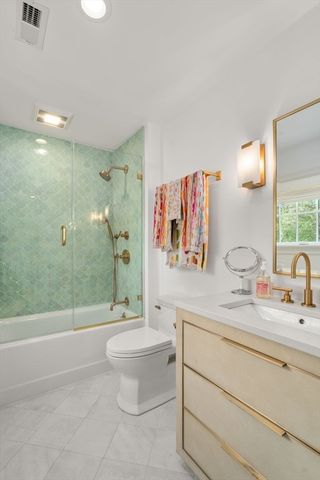 4 Wilson's Way, Dover, MA 02030