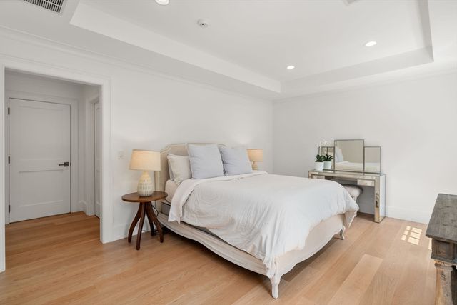 4 Wilson's Way, Dover, MA 02030