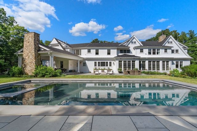 4 Wilson's Way, Dover, MA 02030