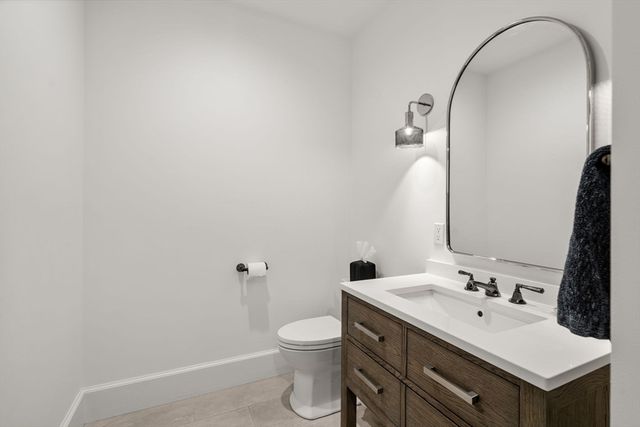 4 Wilson's Way, Dover, MA 02030