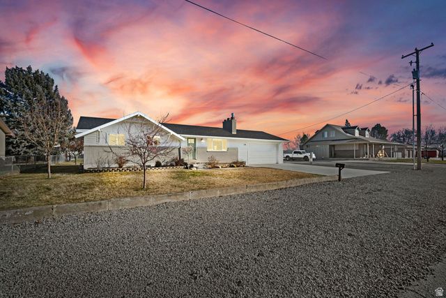 774 N 4000 W, West Point, UT 84015