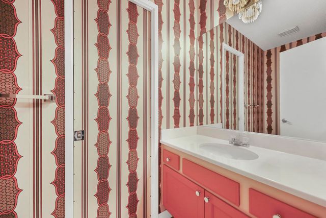 16 Haig Drive, Rancho Mirage, CA 92270