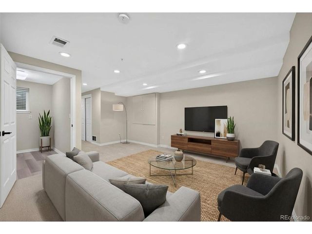 18 S Monroe St, Denver, CO 80209