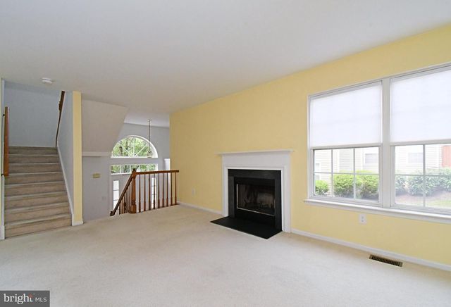 716 THORNHILL DR, Collegeville, PA 19426
