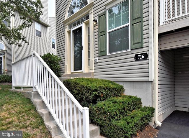 716 THORNHILL DR, Collegeville, PA 19426