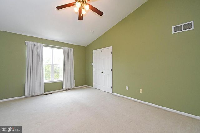716 THORNHILL DR, Collegeville, PA 19426