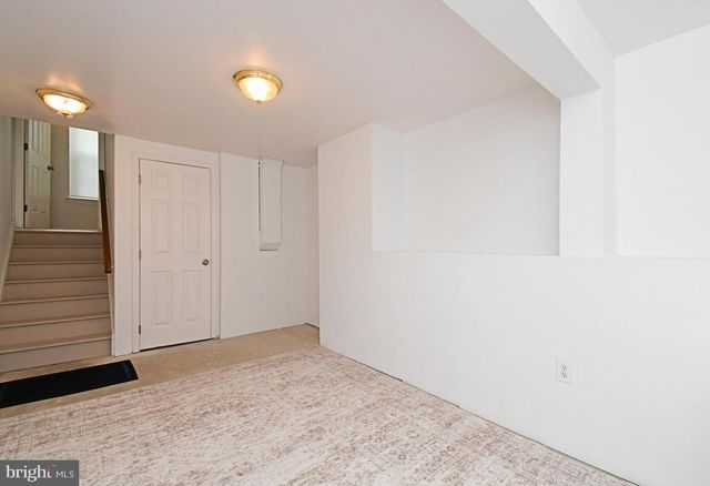 716 THORNHILL DR, Collegeville, PA 19426