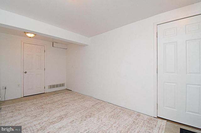 716 THORNHILL DR, Collegeville, PA 19426