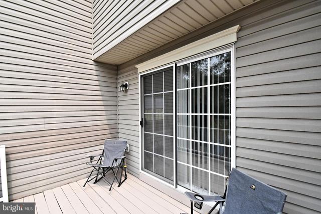 716 THORNHILL DR, Collegeville, PA 19426