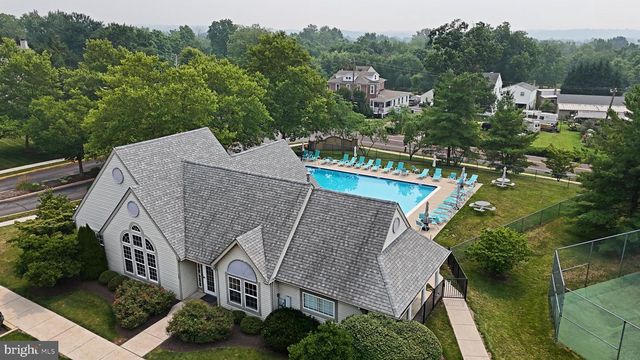 716 THORNHILL DR, Collegeville, PA 19426