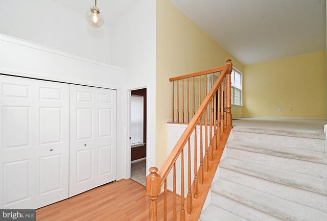 716 THORNHILL DR, Collegeville, PA 19426