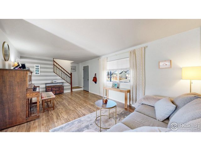 366 Sunmountain Dr, Loveland, CO 80538