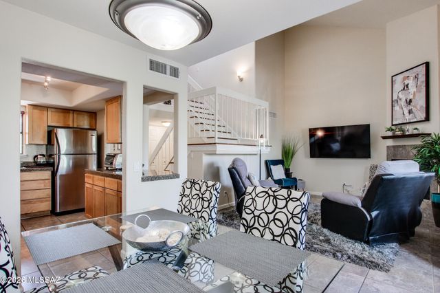 6651 N Campbell Ave Apt 152, Tucson, AZ 85718