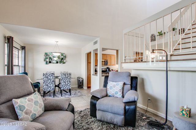 6651 N Campbell Ave Apt 152, Tucson, AZ 85718
