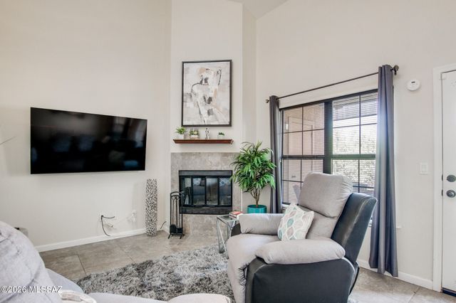 6651 N Campbell Ave Apt 152, Tucson, AZ 85718