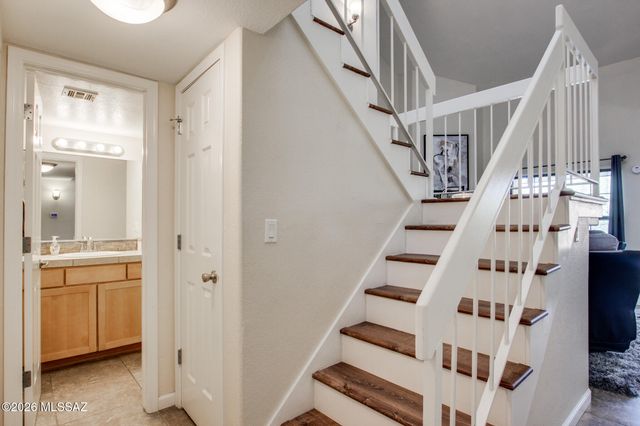 6651 N Campbell Ave Apt 152, Tucson, AZ 85718
