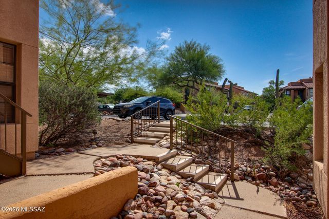 6651 N Campbell Ave Apt 152, Tucson, AZ 85718