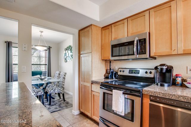 6651 N Campbell Ave Apt 152, Tucson, AZ 85718