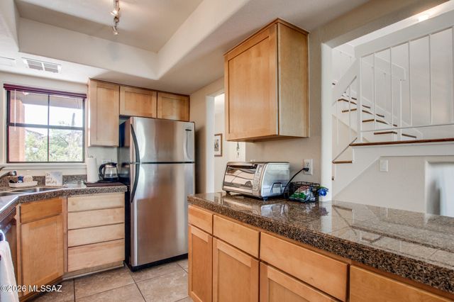 6651 N Campbell Ave Apt 152, Tucson, AZ 85718