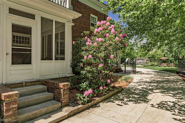 2750 Leighton Road, Shaker Heights, OH 44120