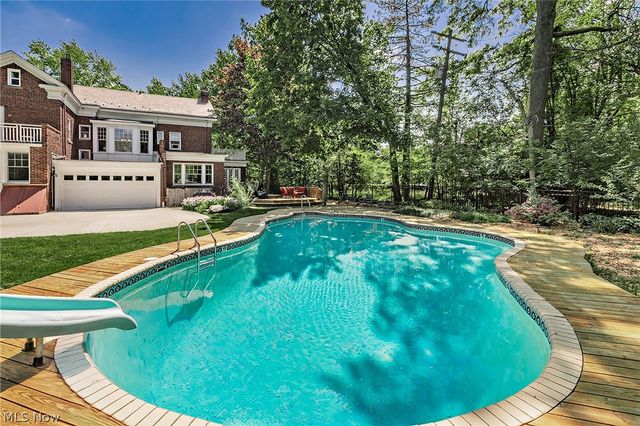 2750 Leighton Road, Shaker Heights, OH 44120