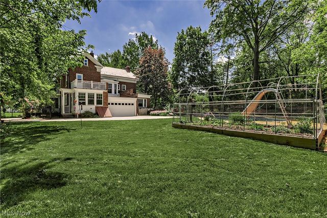 2750 Leighton Road, Shaker Heights, OH 44120