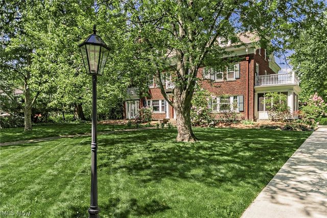 2750 Leighton Road, Shaker Heights, OH 44120