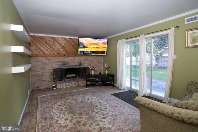 11 CHANDLER LN, Voorhees, NJ 08043