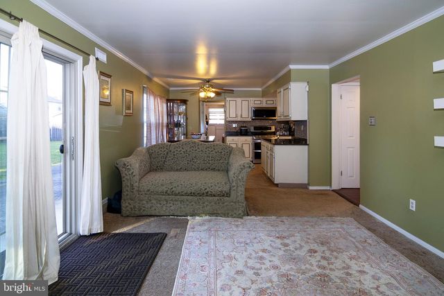 11 CHANDLER LN, Voorhees, NJ 08043