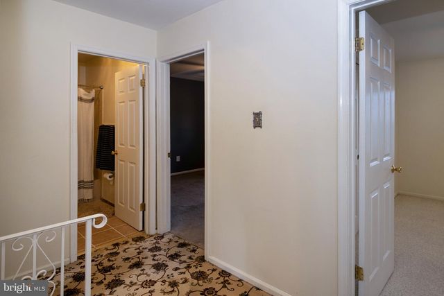 11 CHANDLER LN, Voorhees, NJ 08043