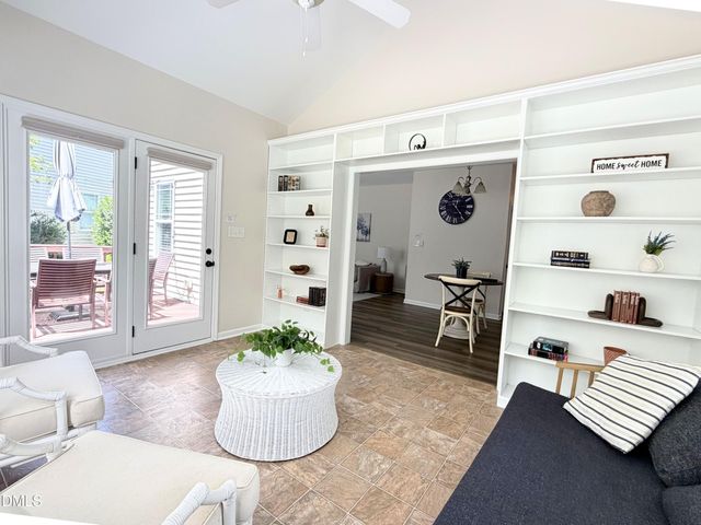 105 Oakbeech Court, Holly Springs, NC 27540