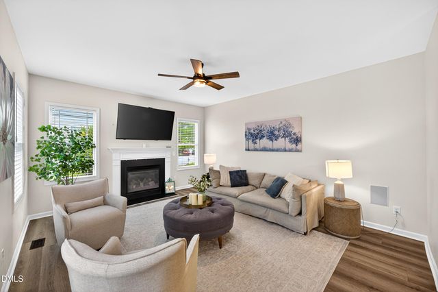 105 Oakbeech Court, Holly Springs, NC 27540