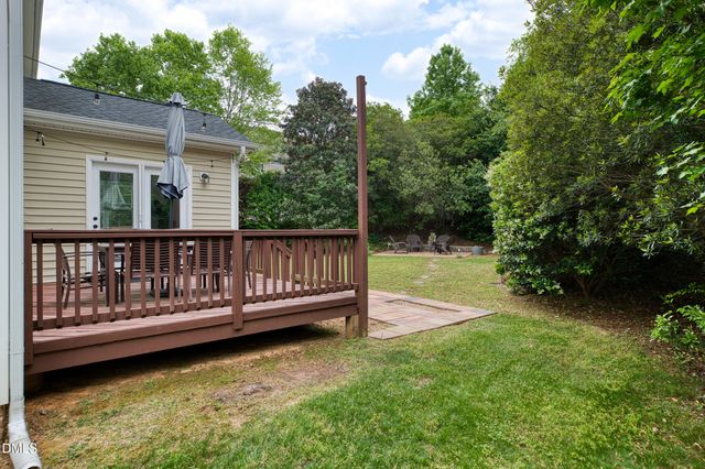 105 Oakbeech Court, Holly Springs, NC 27540