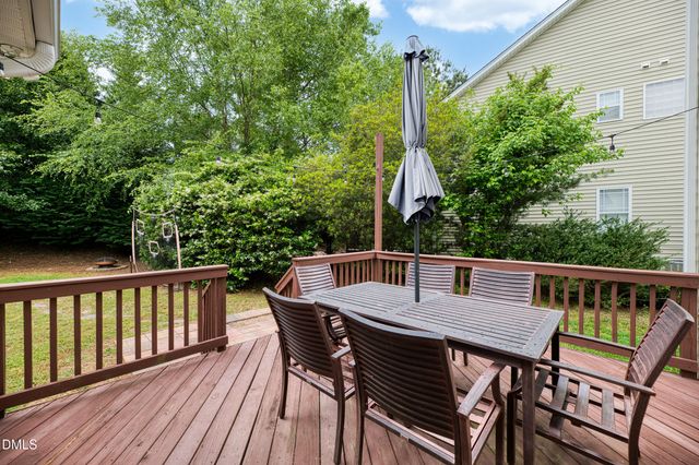 105 Oakbeech Court, Holly Springs, NC 27540