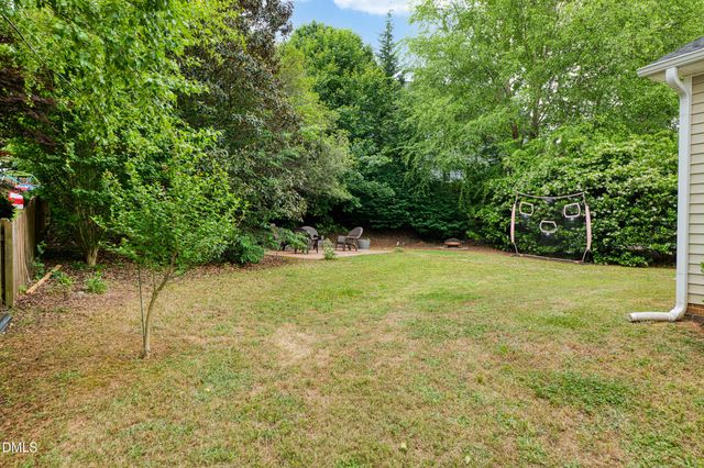 105 Oakbeech Court, Holly Springs, NC 27540
