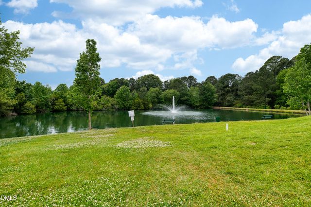105 Oakbeech Court, Holly Springs, NC 27540