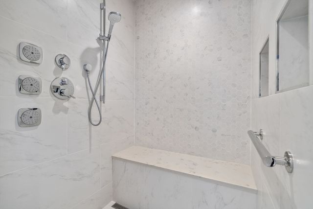 27 Summit Ave 27, Brookline, MA 02445