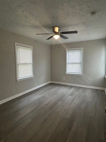 1907 NW Euclid, Lawton, OK 73507