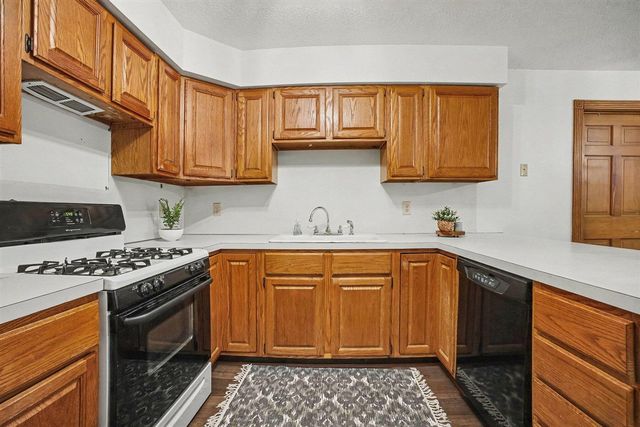 6473 Windwood Drive, Fruitport, MI 49415