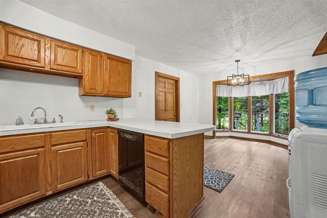 6473 Windwood Drive, Fruitport, MI 49415