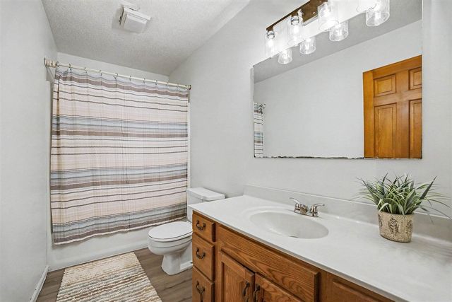 6473 Windwood Drive, Fruitport, MI 49415