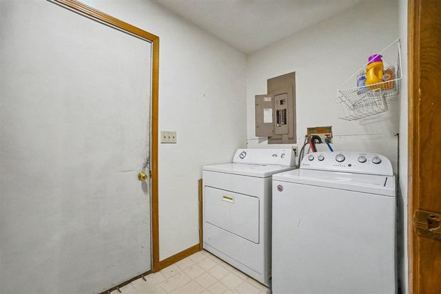 6473 Windwood Drive, Fruitport, MI 49415