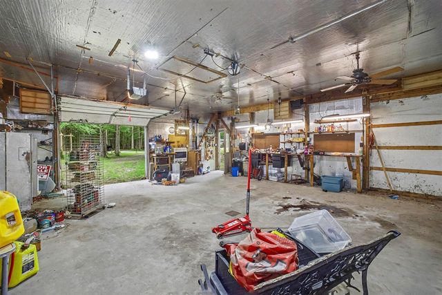 6473 Windwood Drive, Fruitport, MI 49415