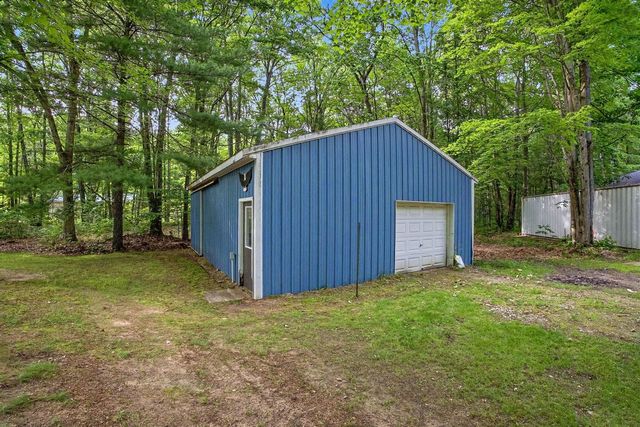 6473 Windwood Drive, Fruitport, MI 49415