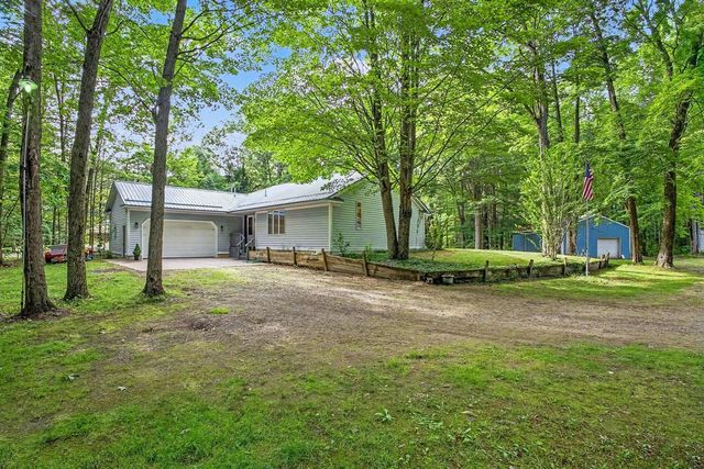 6473 Windwood Drive, Fruitport, MI 49415