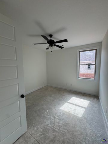 222 Farmland Circle, Perry, GA 31069