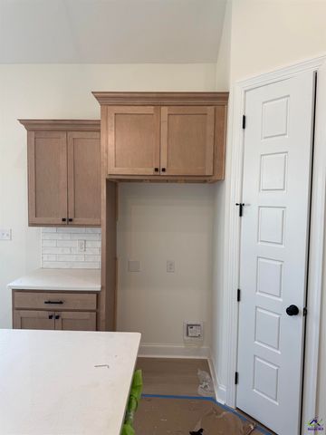 222 Farmland Circle, Perry, GA 31069