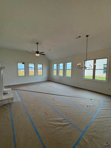 222 Farmland Circle, Perry, GA 31069